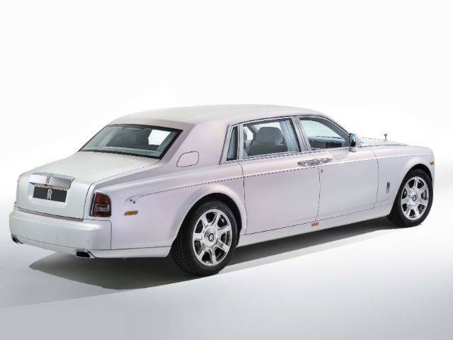 Rolls-Royce Phantom Serenity rear static