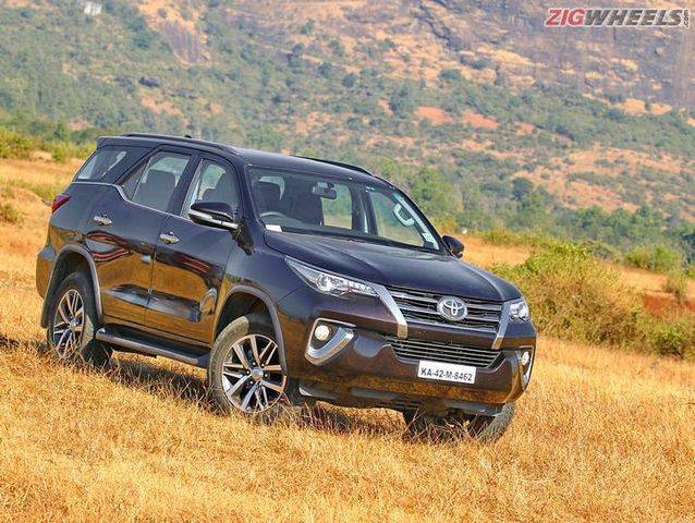 Ford Endeavour vs Toyota Fortuner: Comparison Review Photo Gallery