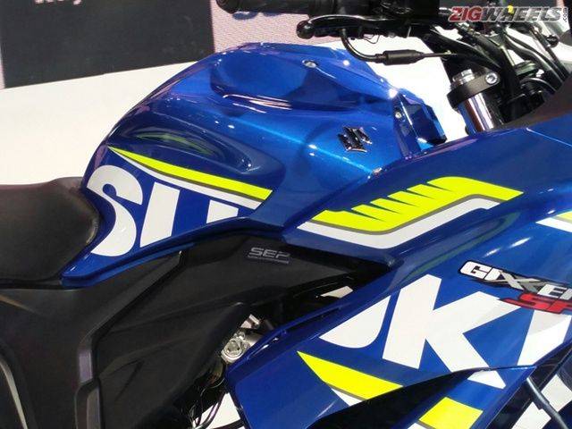 2016 Auto Expo: New Suzuki Gixxer SF FI Photo Gallery