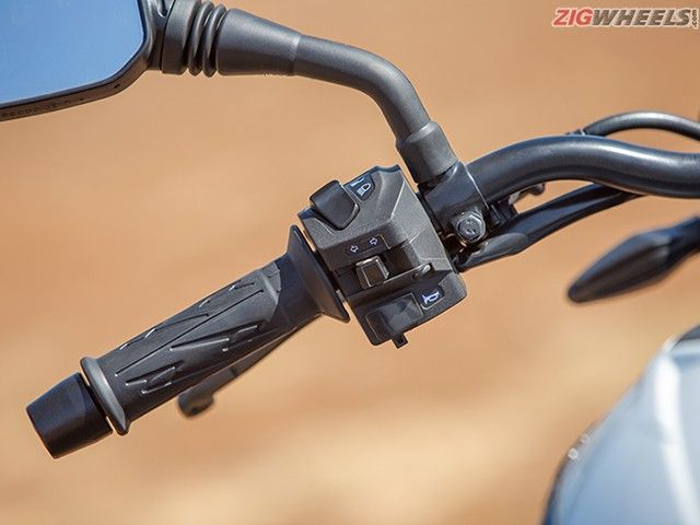 main stand for dominar 400