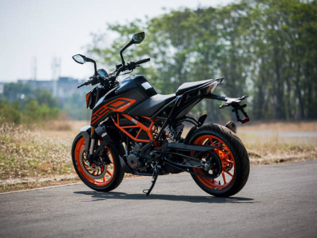 ktm duke 250 bs6 price