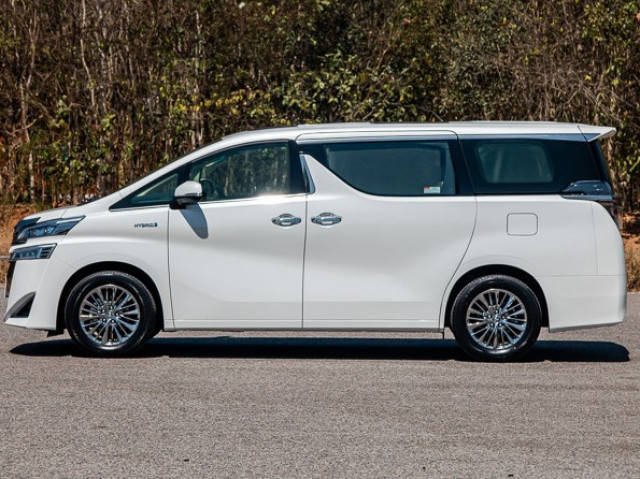 Toyota Vellfire Launched At Rs 795 Lakh Heres A Closer Look At The