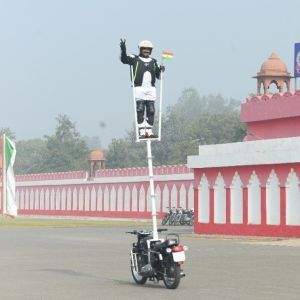 Daredevil Indian Army Man Sets A Motorcycle Record Unlike Any Other