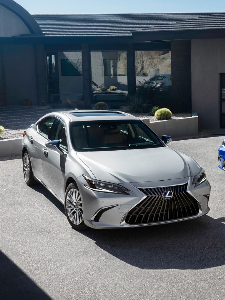 Lexus ES 300h Launched In India: Top Highlights