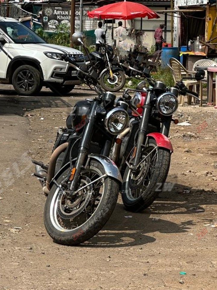 We spotted two test mules of the BSA Gold Star recently near Pune before the retro roadster debuts early next year.