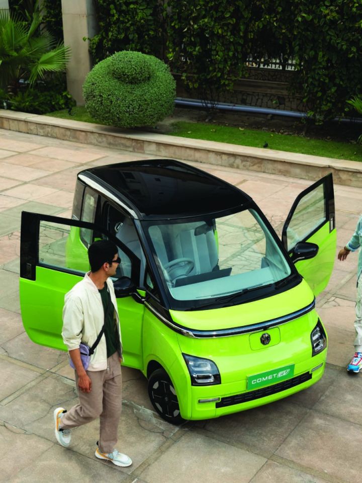 A Look Inside The MG Comet EV