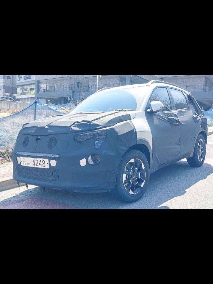 Kia has begun work on the facelifted Sonet.
