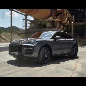 This Is The MOST POWERFUL Porsche Cayenne Ever!
