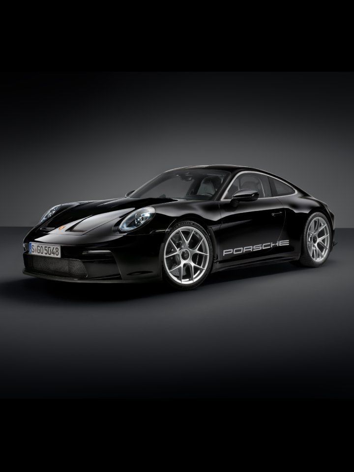 Porsche Celebrates 911 60th Anniversary With 911 S/T