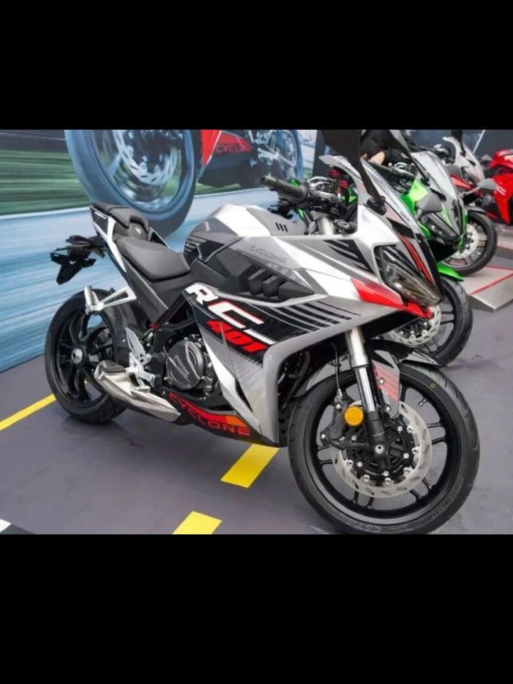 The Zongshen Cyclone RC 401 R has been launched in China, it’s the sportier version of the Cyclone RC 401