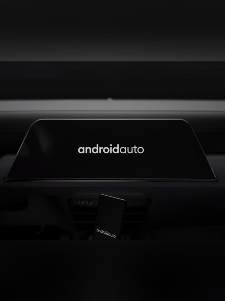 Google has rolled out an update for its Android Auto infotainment system interface