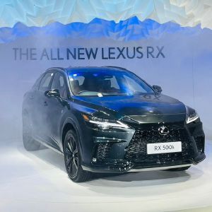 Lexus Reveals New RX Hybrid SUV At Auto Expo 2023