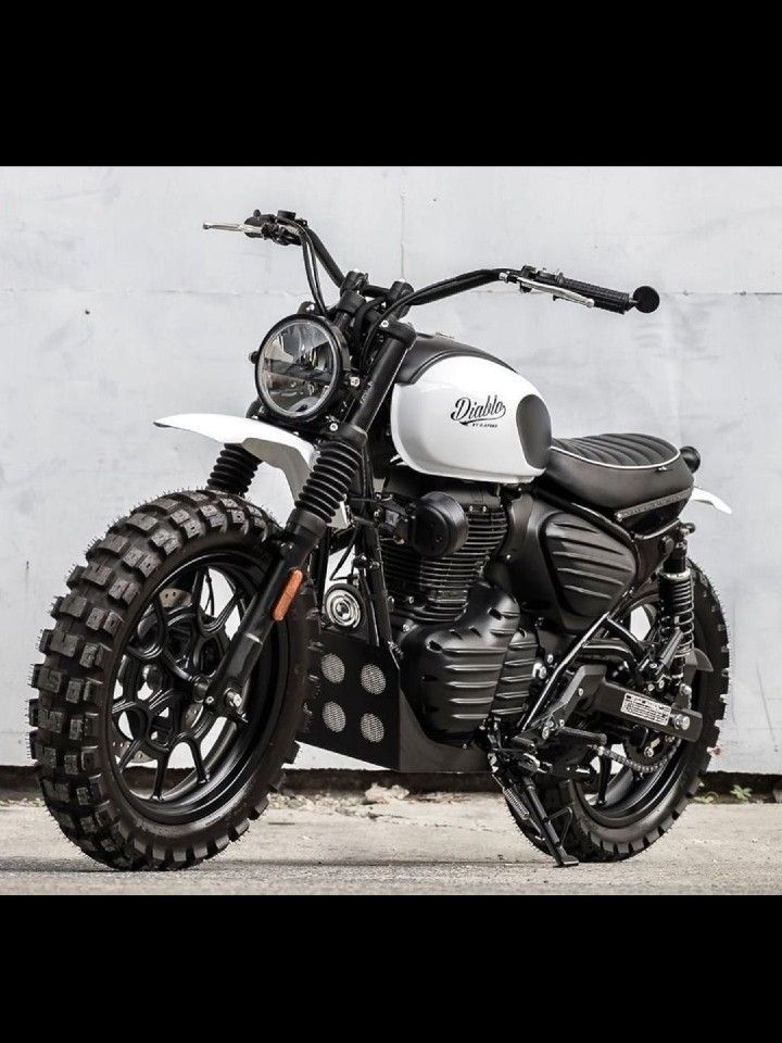Hard to believe this modified bike is based on the Royal Enfield Hunter, right?