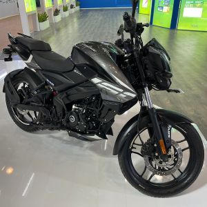 Bajaj Flexes Its Clean Green Intentions With This Pulsar NS160