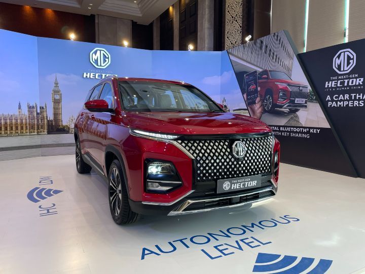 Facelifted MG Hector priced between Rs 14.73 lakh and 20.78 lakh (ex-showroom).