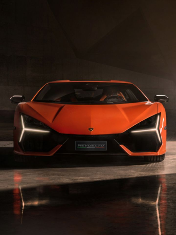 Aventador’s successor, Lamborghini Revuelto, revealed