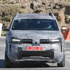 Third Generation Renault Duster Spied Testing, India Launch By 2025