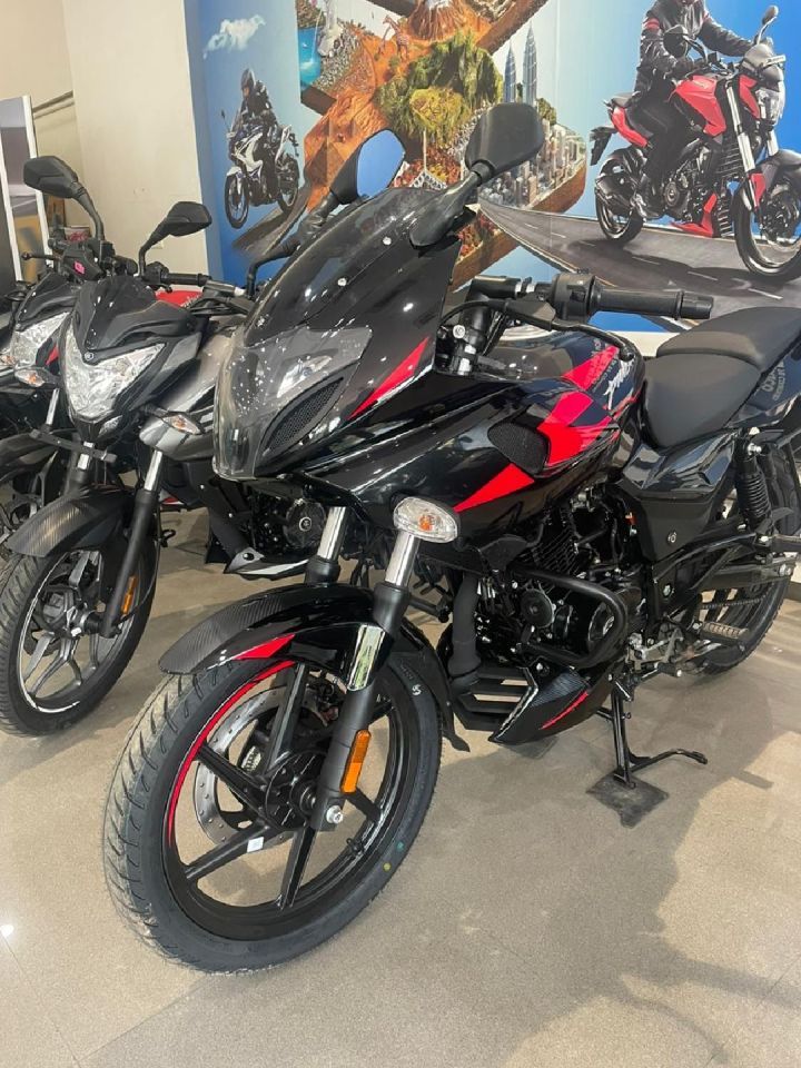 Bajaj Pulsar 220F is back at dealerships for a limited period