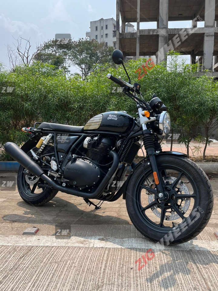 Here’s a closer look at the 2023 iteration of the Royal Enfield Interceptor 650