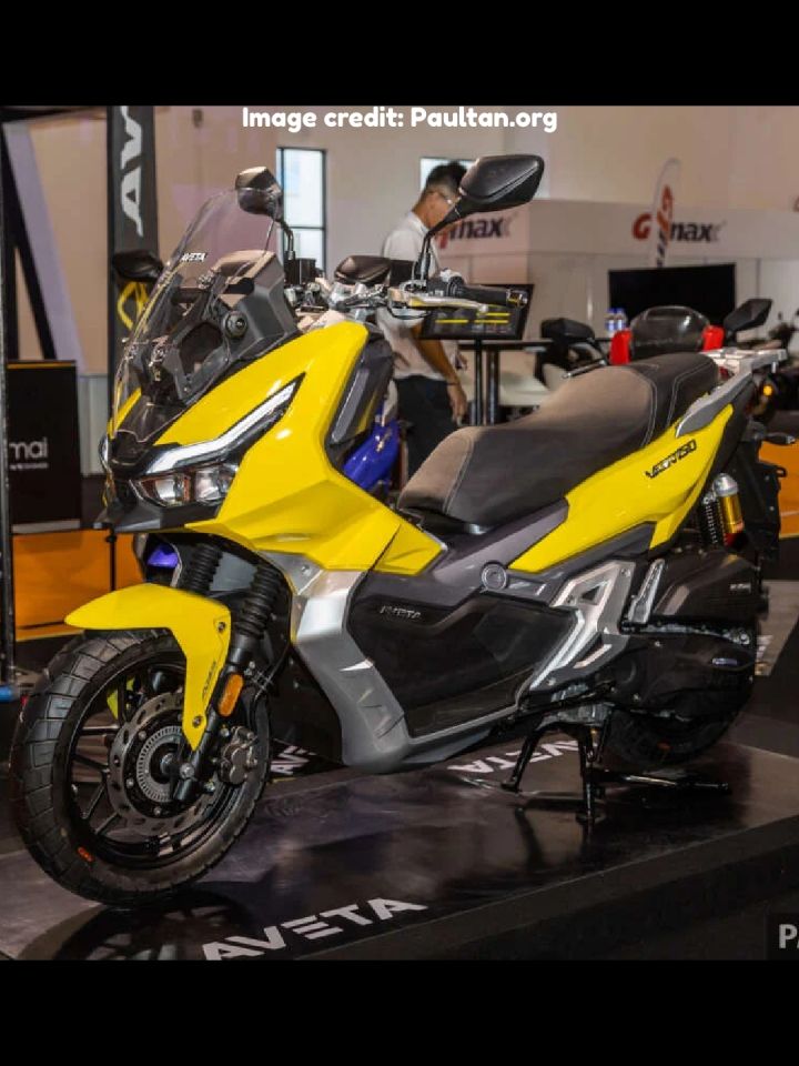 Aveta has launched the VADV150 maxi-scooter and what it packs is awesome