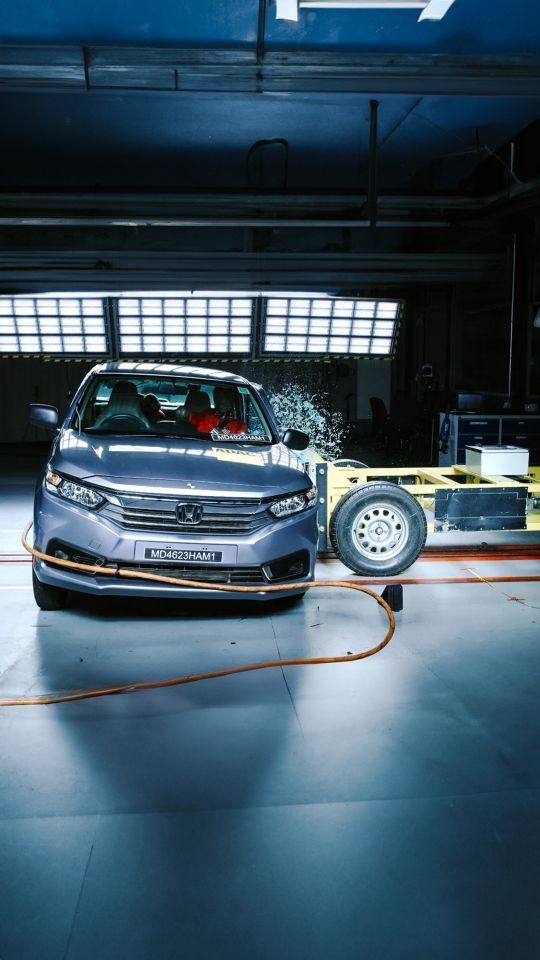 Global NCAP crash test  of the Honda Amaze, Kia Carens and Mahindra Bolero Neo out