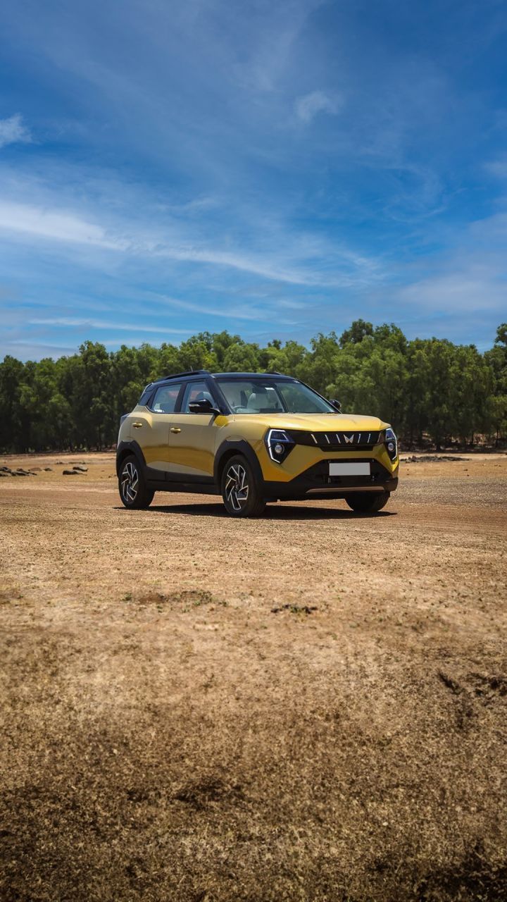 Mahindra officially opened bookings for the XUV 3XO, deliveries to start from May 26