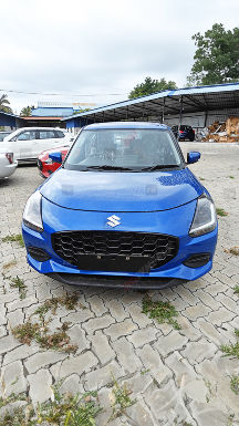2024 Maruti Suzuki Swift Zxi Variant: Top Highlights Explained In 9 Images