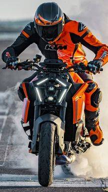 KTM 1390 Super Duke R Highlights In 10 Images