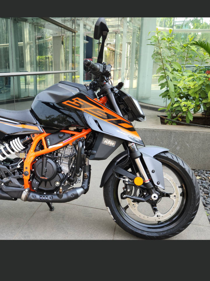 KTM has launched the 2025 390 Duke at a price of Rs 2.95 (ex-showroom Delhi)