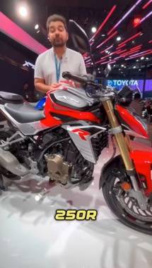 DUCATI or Hero Xtreme 250R? #autoexpo2025